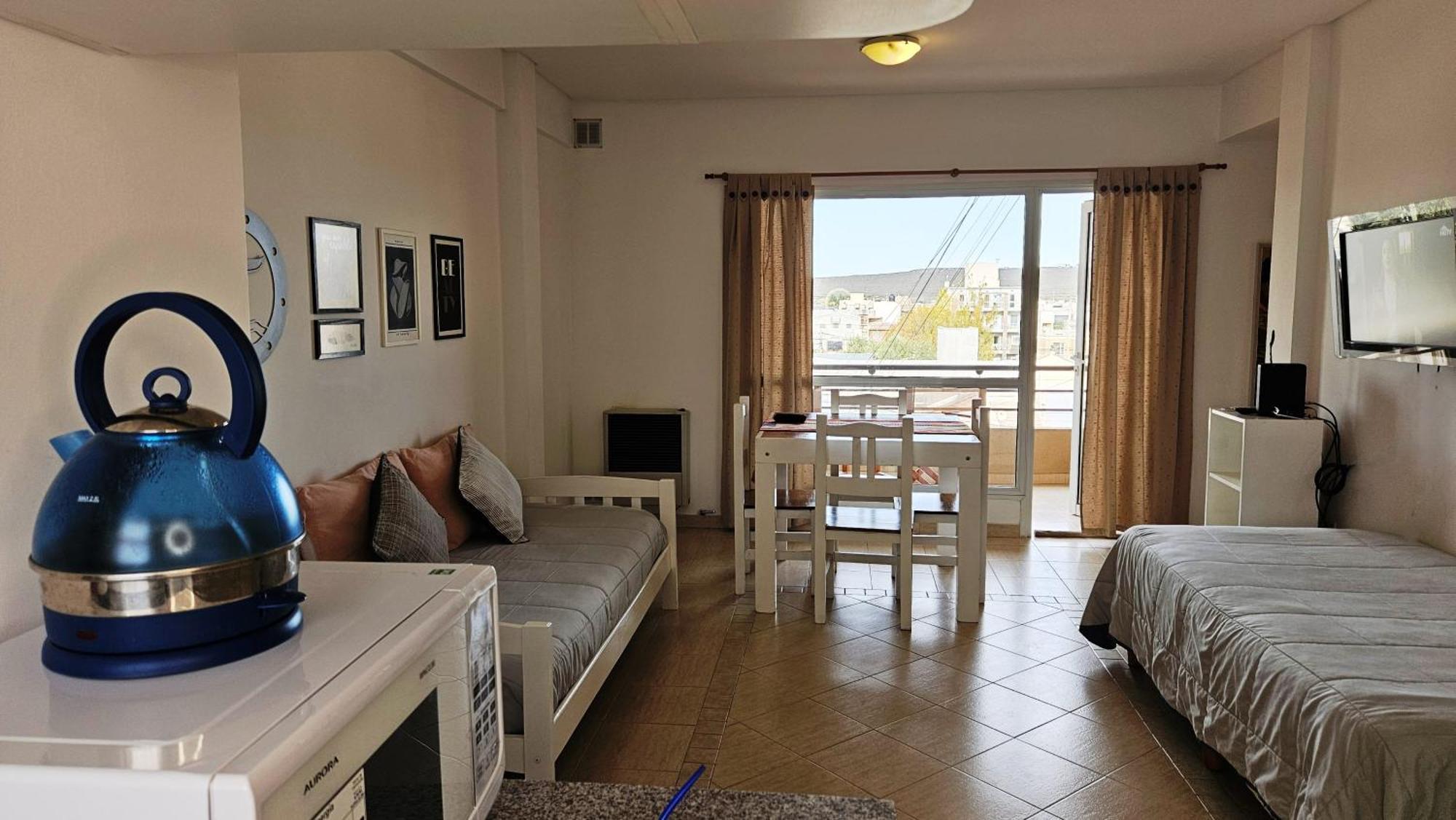 La Apartment *